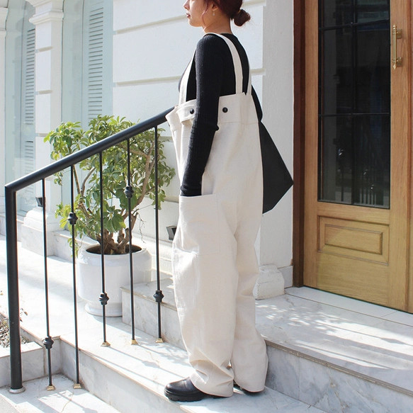 つつむ　ペインターサロペット●生成りキャンバス