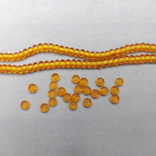 ヴィンテージビーズ ガラスビーズ デッドストック 琥珀色 アンバー 20