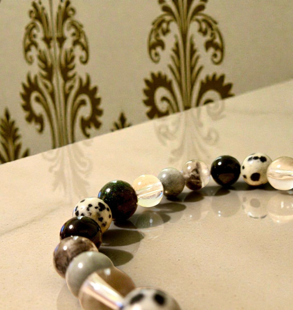 モノトーンの世界/富士山溶岩・ブラックオパール・ガーネット・イーグルアイ・グラファイトインクォーツ・水晶、他 9枚目の画像