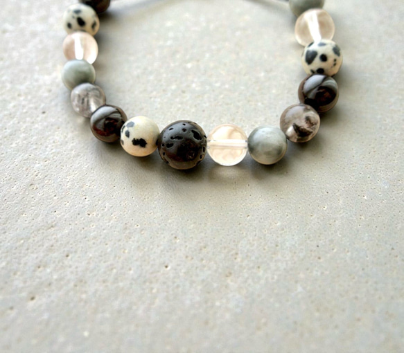 モノトーンの世界/富士山溶岩・ブラックオパール・ガーネット・イーグルアイ・グラファイトインクォーツ・水晶、他 6枚目の画像