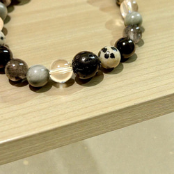 モノトーンの世界/富士山溶岩・ブラックオパール・ガーネット・イーグルアイ・グラファイトインクォーツ・水晶、他 5枚目の画像