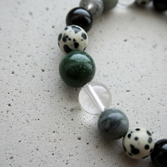 モノトーンの世界/富士山溶岩・ブラックオパール・ガーネット・イーグルアイ・グラファイトインクォーツ・水晶、他 2枚目の画像