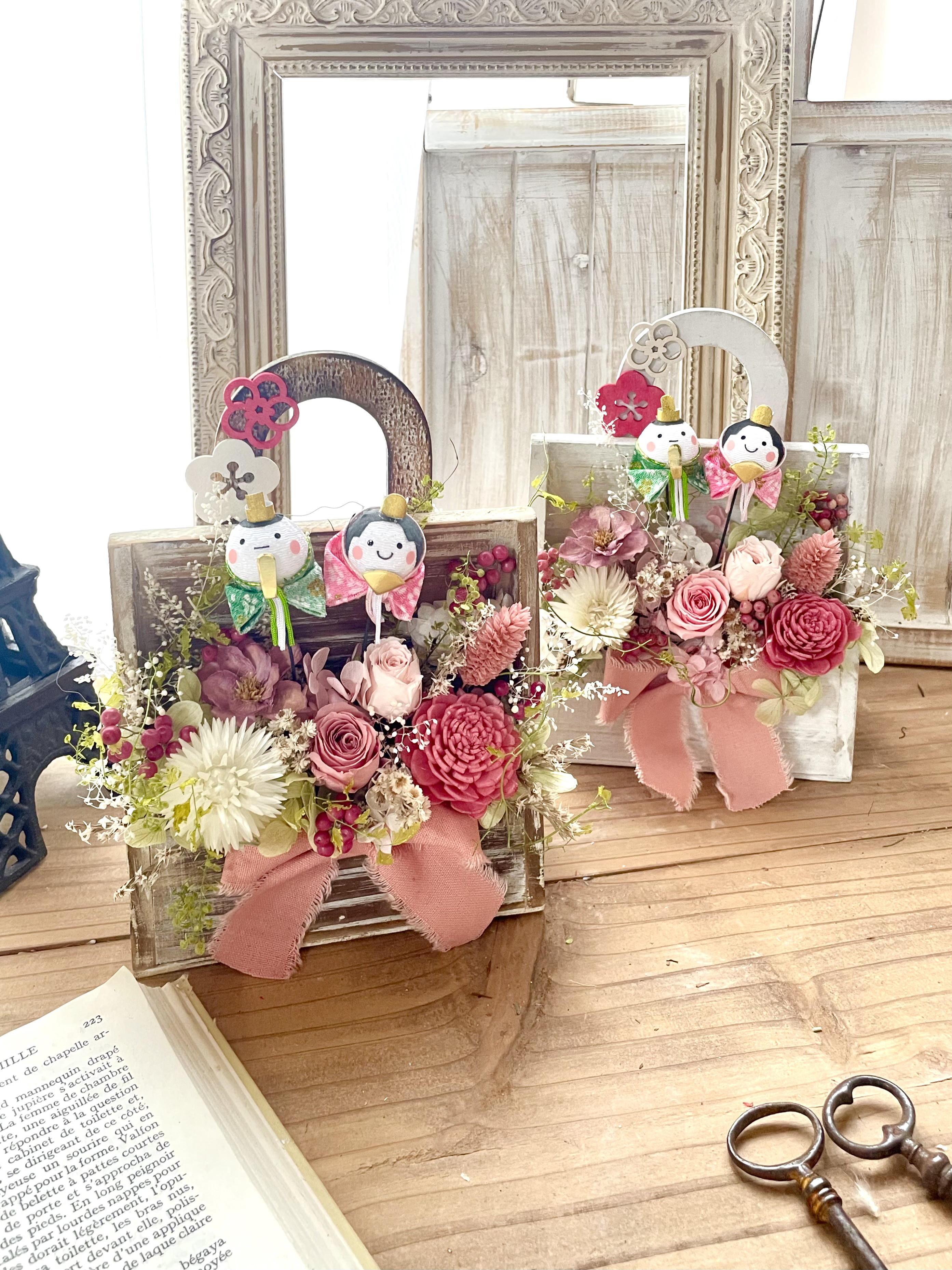 【送料無料】季節をめぐる おひなさまフラワー(プリザーブドフラワー)  ひな人形　雛飾り　ひな祭り