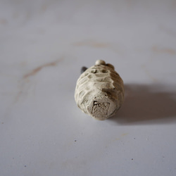 ミニ白樹土鬼香立て2　塊根植物　多肉植物　盆栽　植木鉢　作家鉢　ミニチュア　沖縄 6枚目の画像