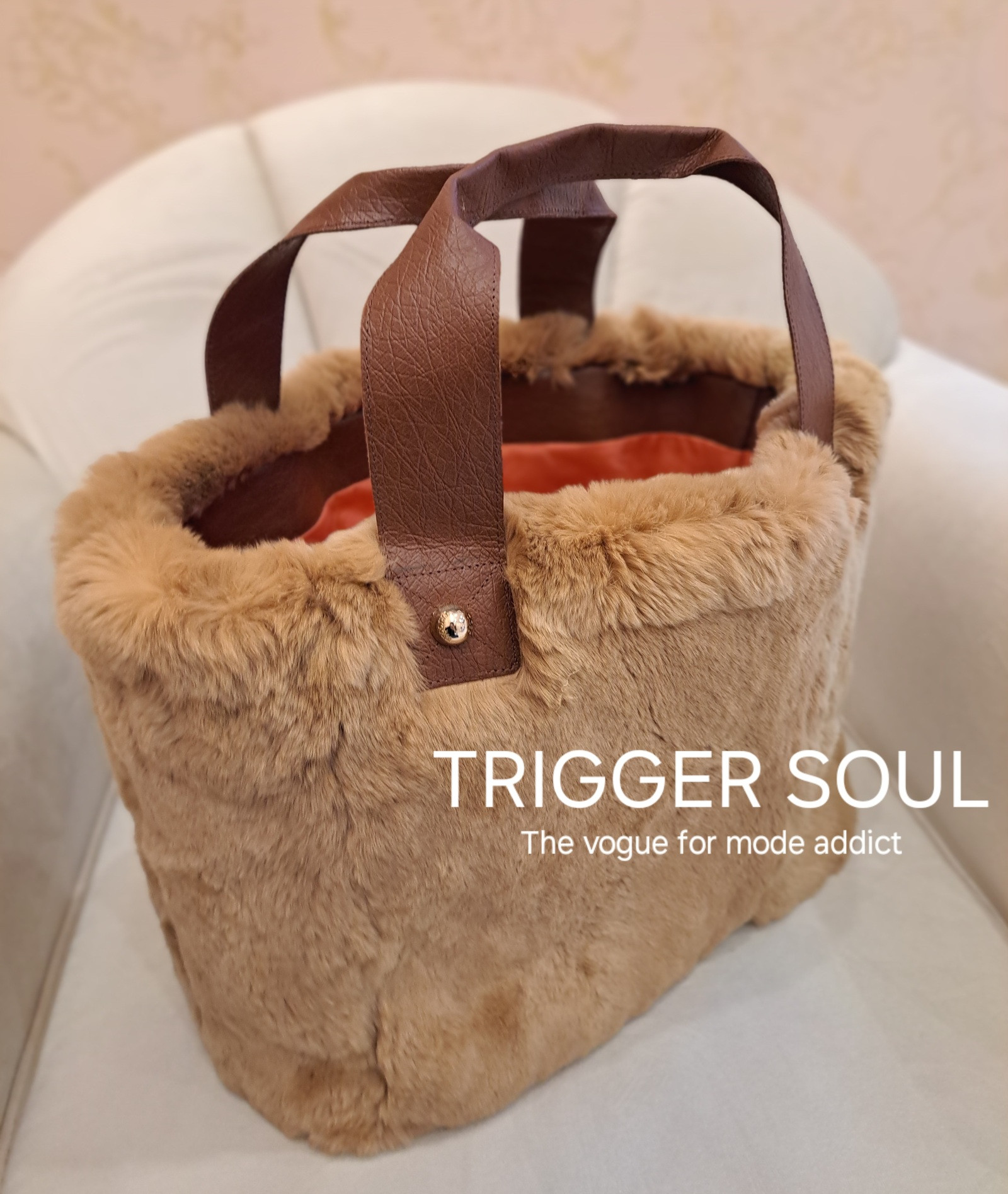 【文句なしに可愛い】限定　TRIGGER SOULファーバッグが登場/キャメル
