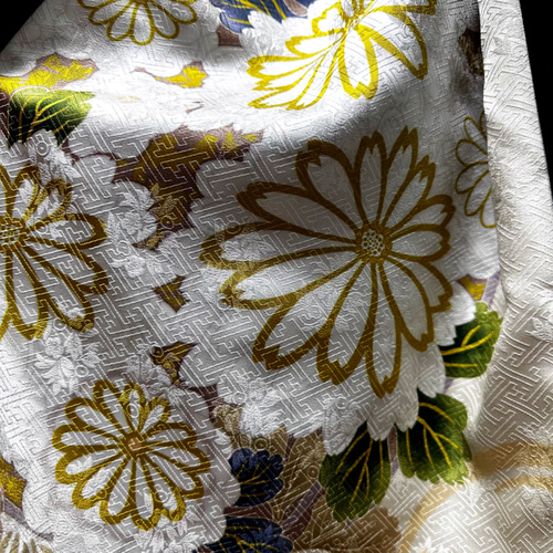 振袖 着物リメイク ドレス 和柄 ワンピース 黒×手毬や菊や桜 ぽわん袖