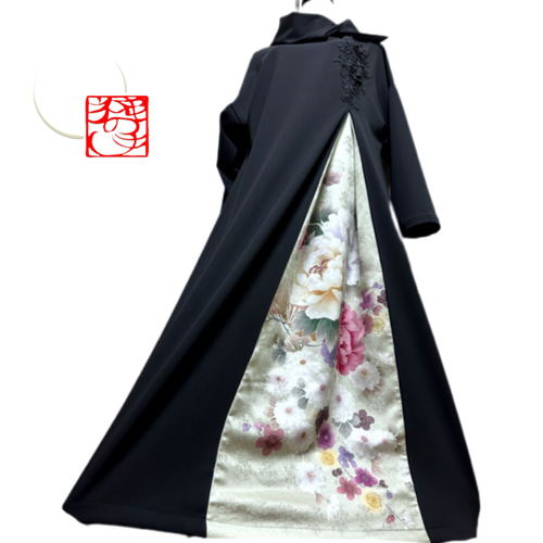 振袖　着物リメイク　ドレス　濃紺×手毬や菊桜梅　和柄　ワンピース　ハンドメイド 振袖 着物リメイク ドレス 濃紺×手毬や菊桜梅 和柄 ワンピース