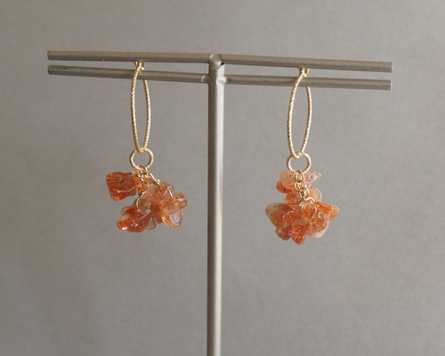 14kgf/サンストーン 痛くないイヤリング ピアス チャーム 大ぶり