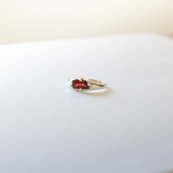 （獨一無二，925銀）紅尖晶石異形切割戒指（7*4毫米，9號） 第6張的照片