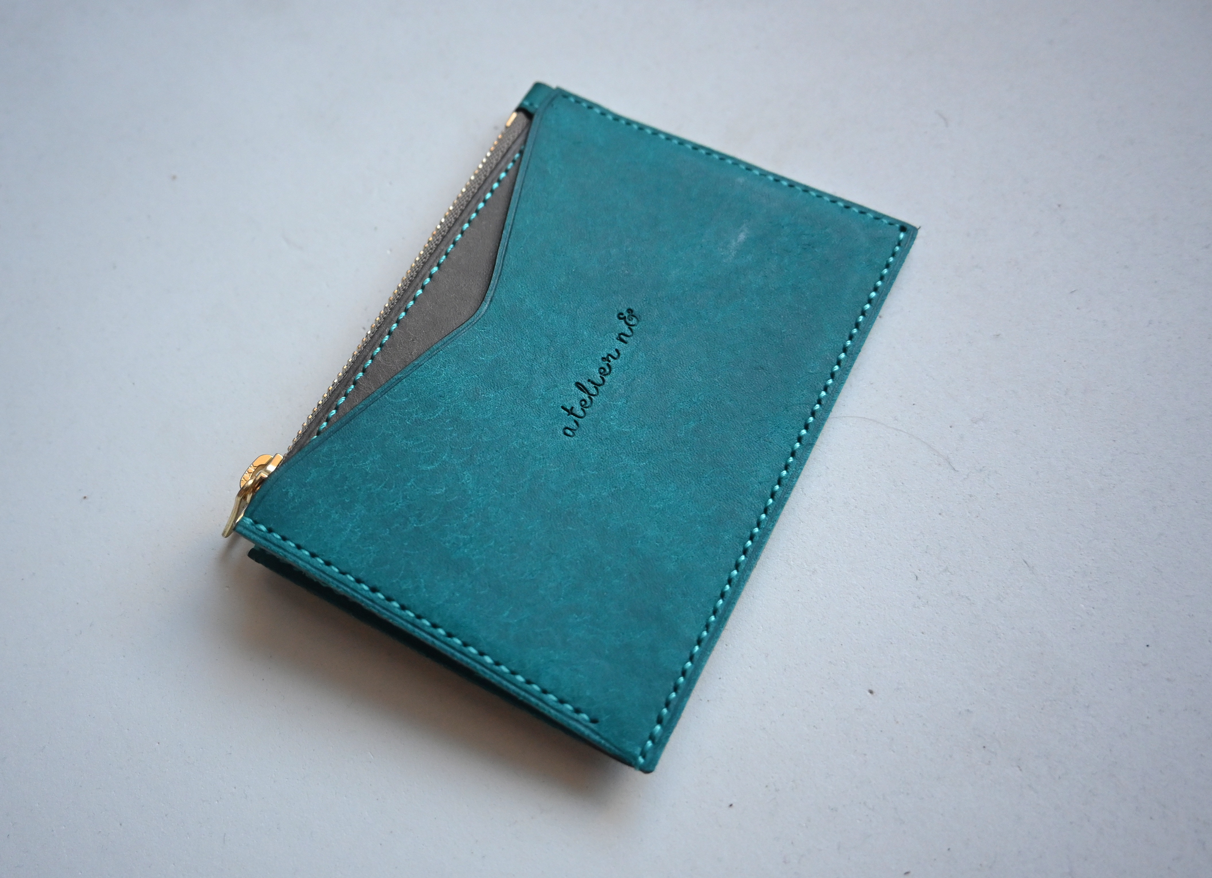 フラグメントケース　コインウォレット【ターコイズ×グレー】