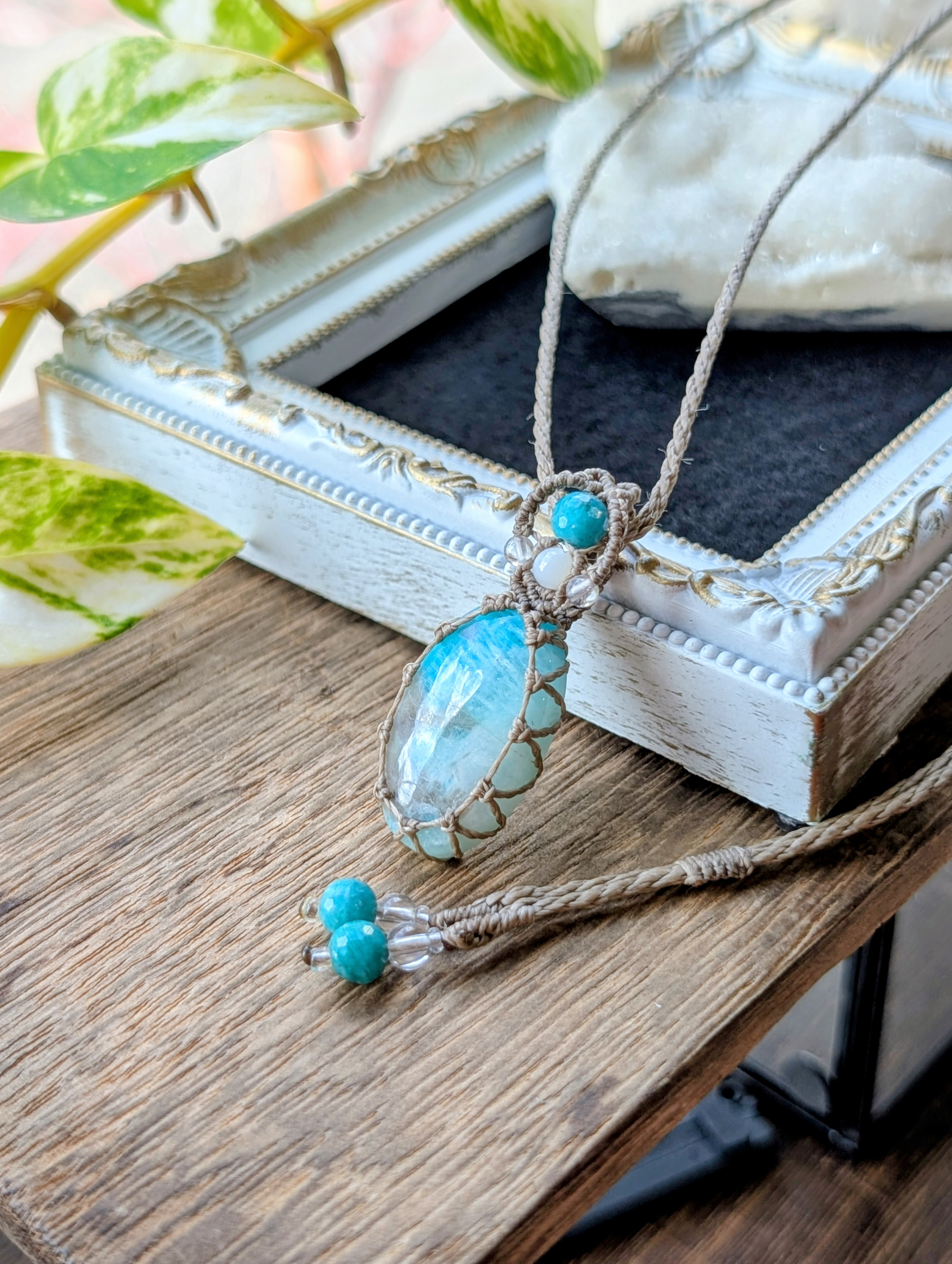 ☆アマゾナイトクォーツ・アマゾナイト(天河石)☆マクラメ編みネックレス 505・マクラメネックレス