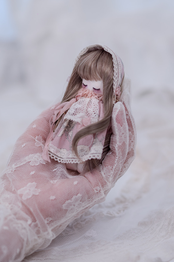 身長約11cmの小さなコットンドール「レヴェリー」リトルミミドール