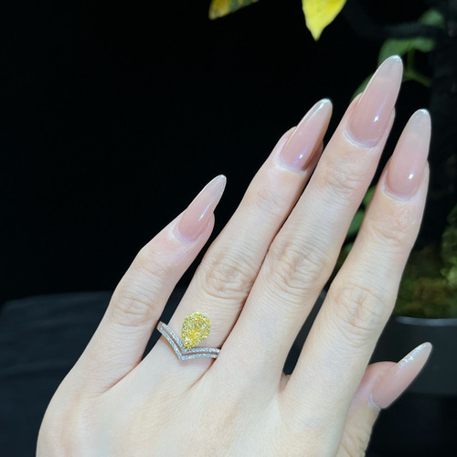 GIA鑑定書」細工 K18 天然イエローダイヤモンド 天然ダイヤモンド