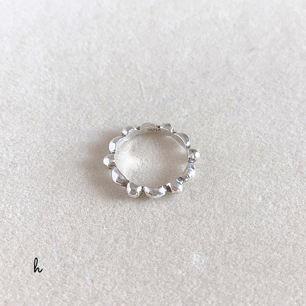 すり出しシルバーリング｜指先に溶け込む静かな輝き（12号）