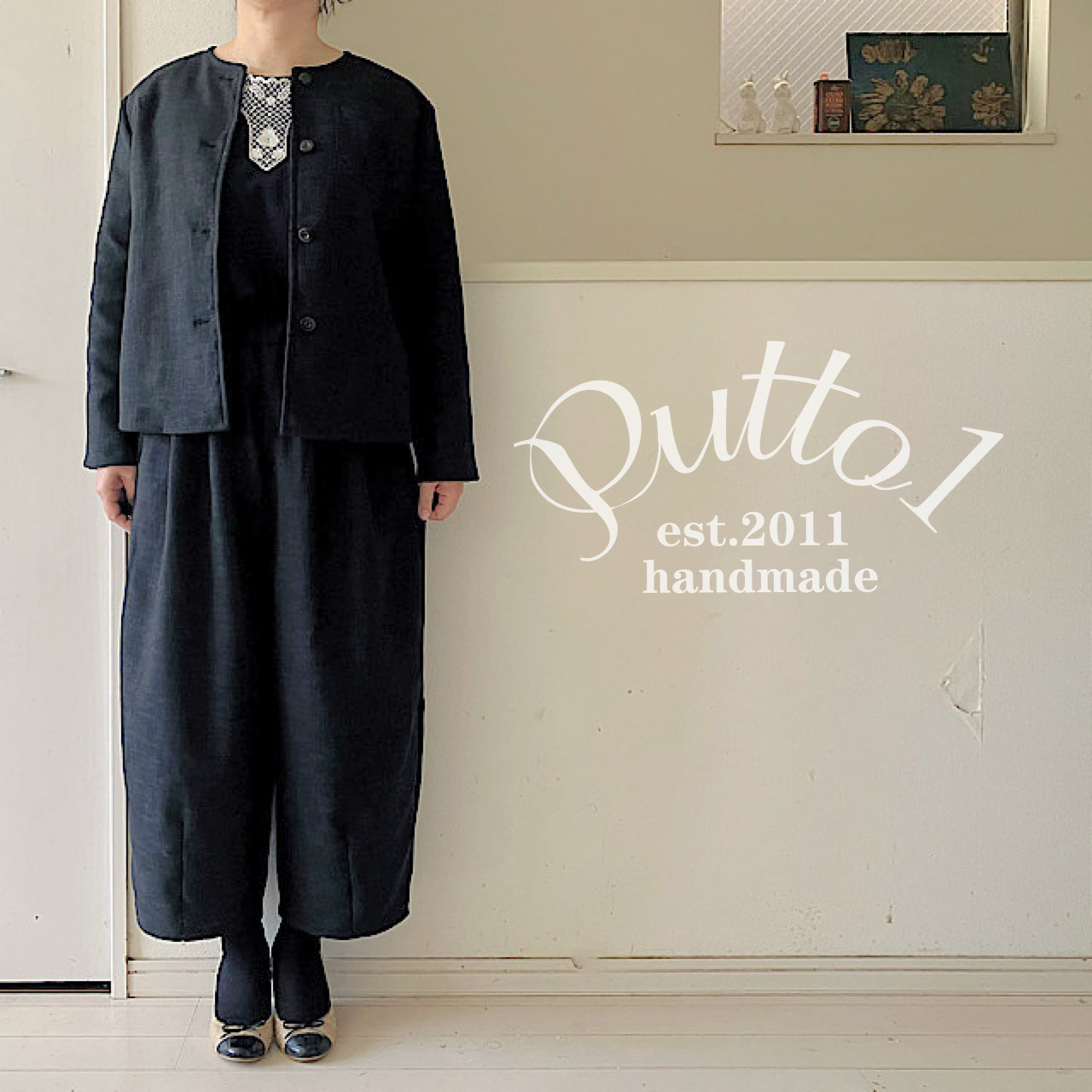 別売りでセットアップに【受注生産】手織りのような墨黒のコットンリネンレーヨンモーリークロス・ゆったりバレルパンツ・総ゴム