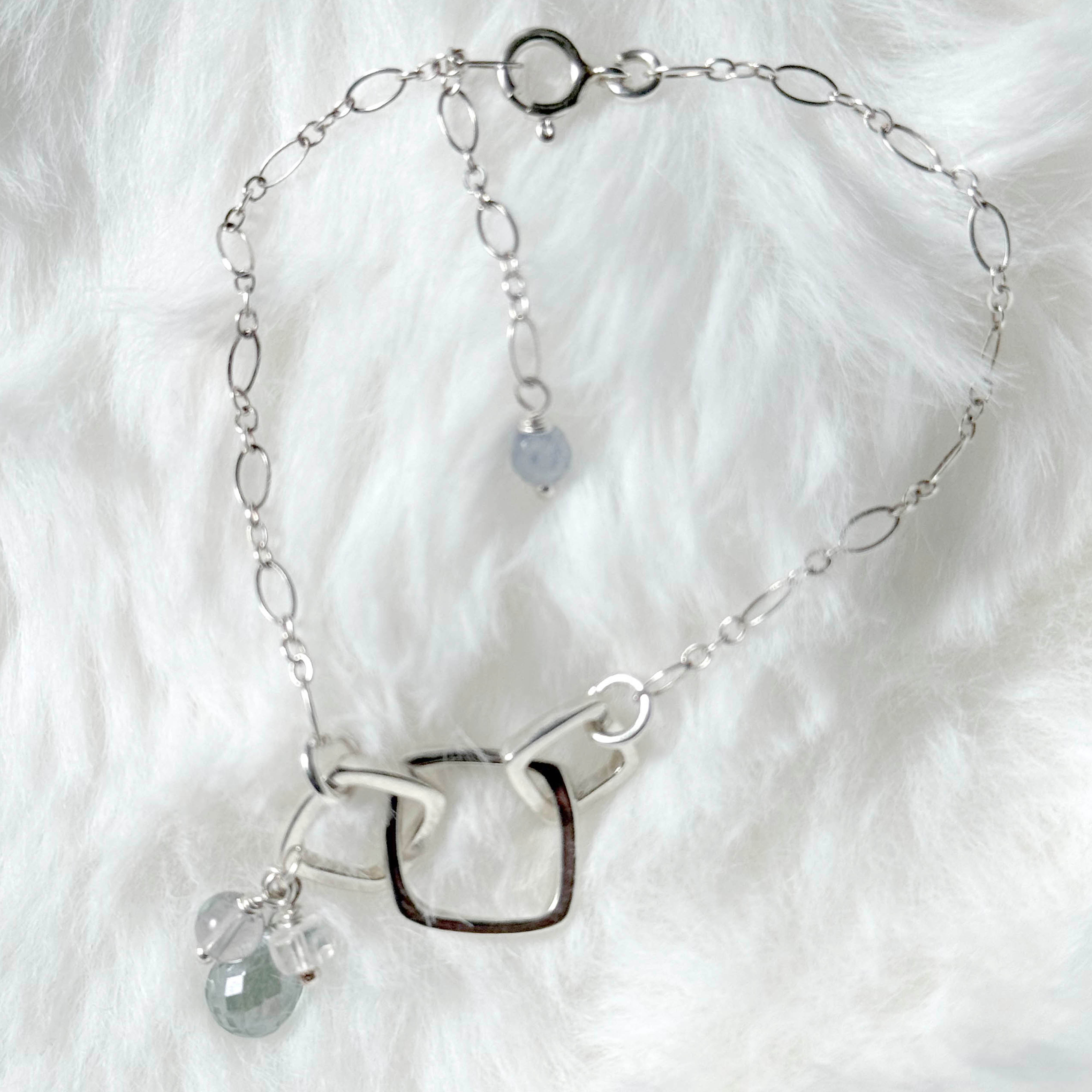 天然石 ＊ アクアマリン・ブレスレット