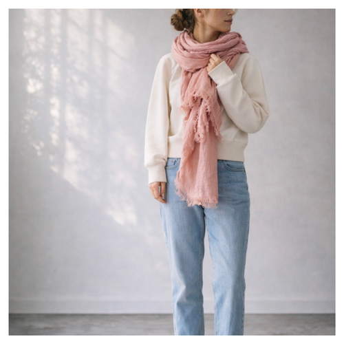 フリンジ付きピンクリネンストール 洗い込まれてふっくら柔らかなベルギーリネンストール／四方切りっ