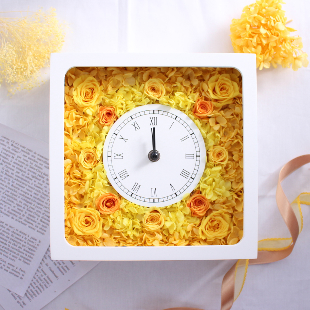 永遠に時を刻むフラワー時計｜プリザーブド 誕生日・門出のお祝いに 花 1点限定品