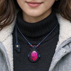 ◆ダブル オパール◆マクラメ編みペンダント パープルラブラドライト』マクラメ編みトップネックレス ネックレス