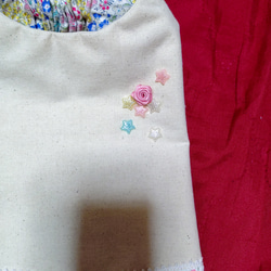 着せやすい犬服♪胸飾り付けローウエストのワンピース♪オーダーメイドで！ 2枚目の画像