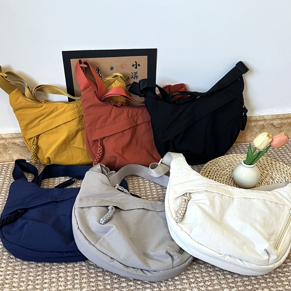 レディース ファッショナブル ナイロンバッグ 学生用 授業用 斜めがけ 大容量 ショルダーバッグ  旅行用 餃子バッグ 13枚目の画像