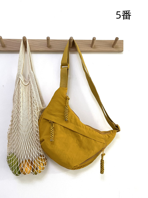 レディース ファッショナブル ナイロンバッグ 学生用 授業用 斜めがけ 大容量 ショルダーバッグ  旅行用 餃子バッグ 8枚目の画像