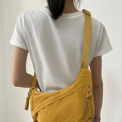 レディース ファッショナブル ナイロンバッグ 学生用 授業用 斜めがけ 大容量 ショルダーバッグ  旅行用 餃子バッグ 10枚目の画像