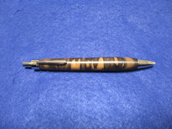 黒柿 孔雀杢 木口取り 木地仕上げ 木軸ボールペン(シャープペンシル