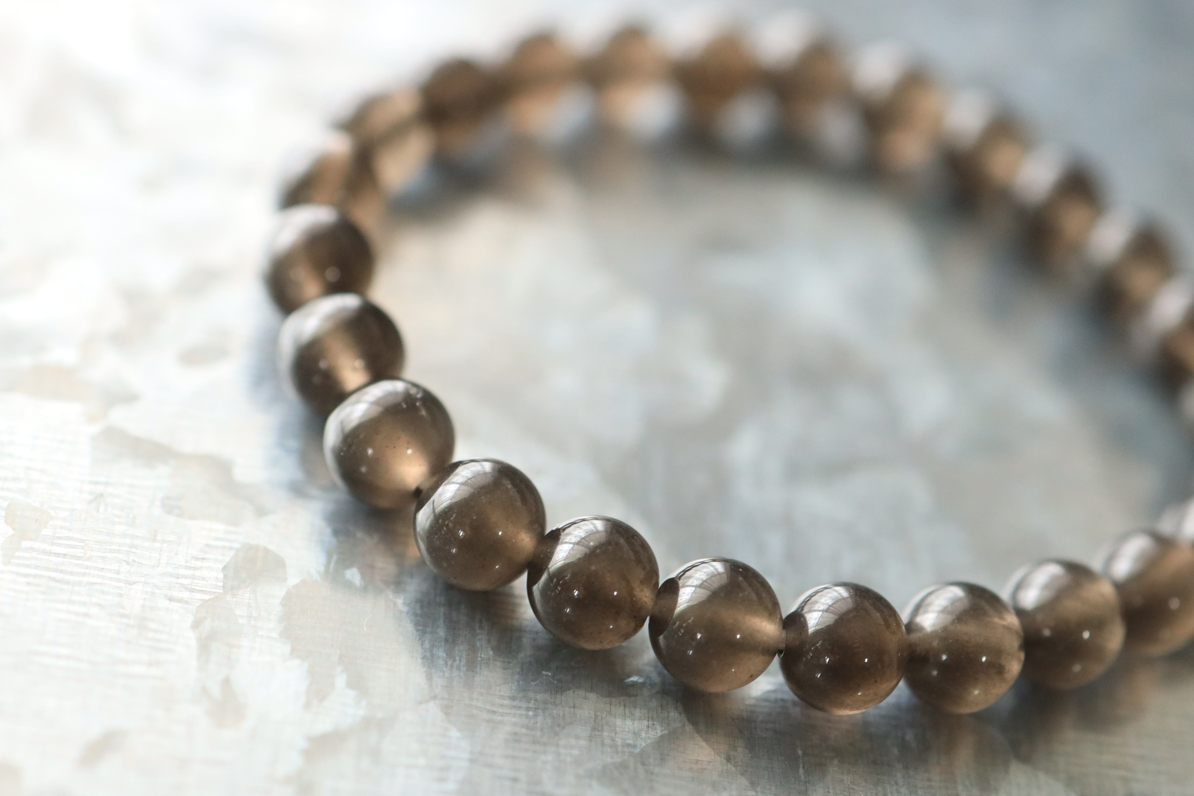 …☆プレミアムブレス☆神秘の天然石：チンターマニストーン☆アイスオブシディアン：約7ミリ☆天然石☆…