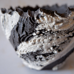 4号白化粧捻り裂紋黒鉢372　塊根植物　多肉植物　アガベ　盆栽　植木鉢　作家鉢　鉢台　沖縄 2枚目の画像