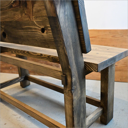 明治後期〜大正期の機織り歯車を使った古材ベンチ｜物語を宿す座れる