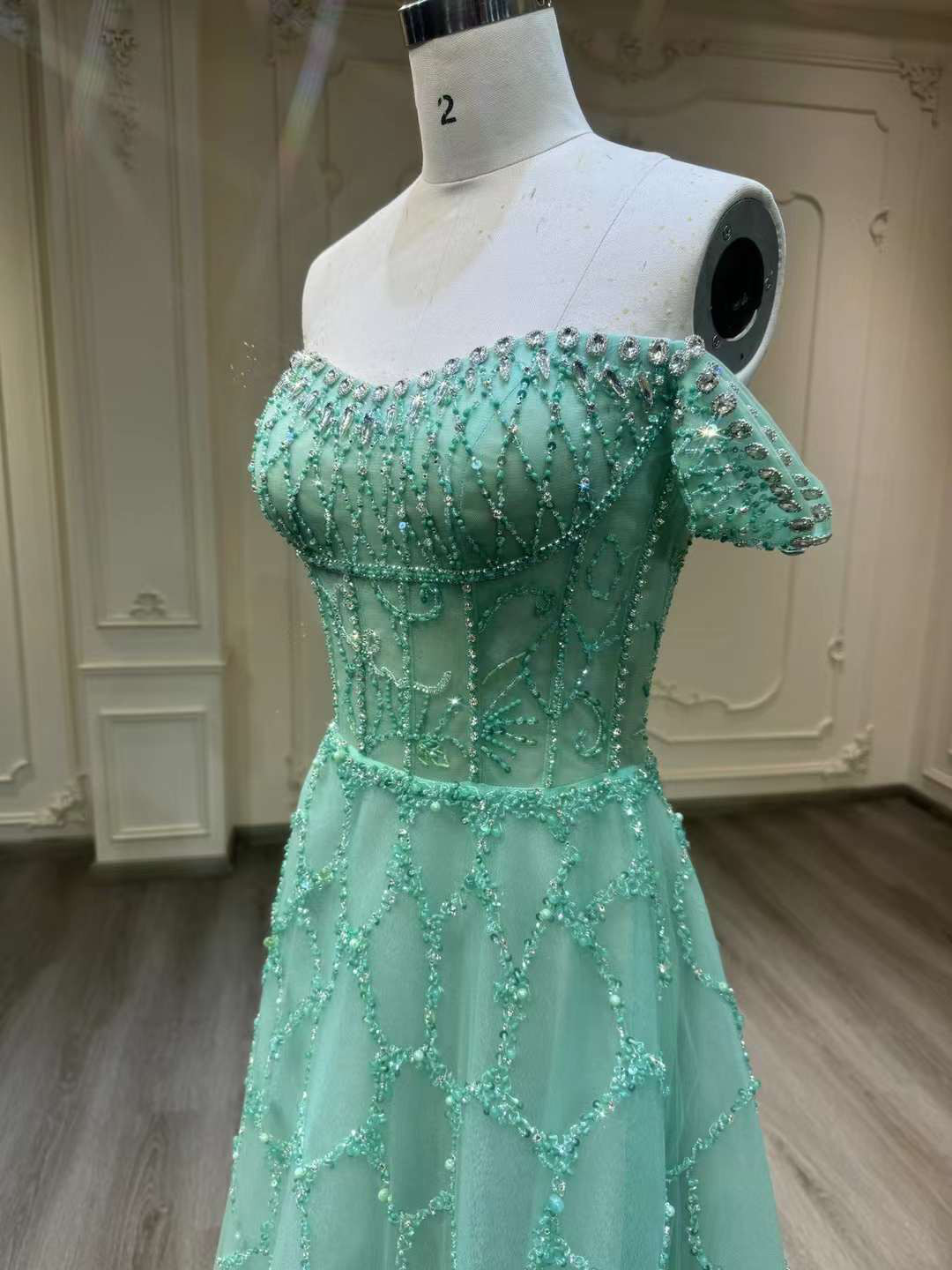 お買い得！翡翠色　Aライン　エレガント　痩せて見える　袖あり　オーダー可能　二の腕を隠せる　音楽会演奏会カラードレス卒業