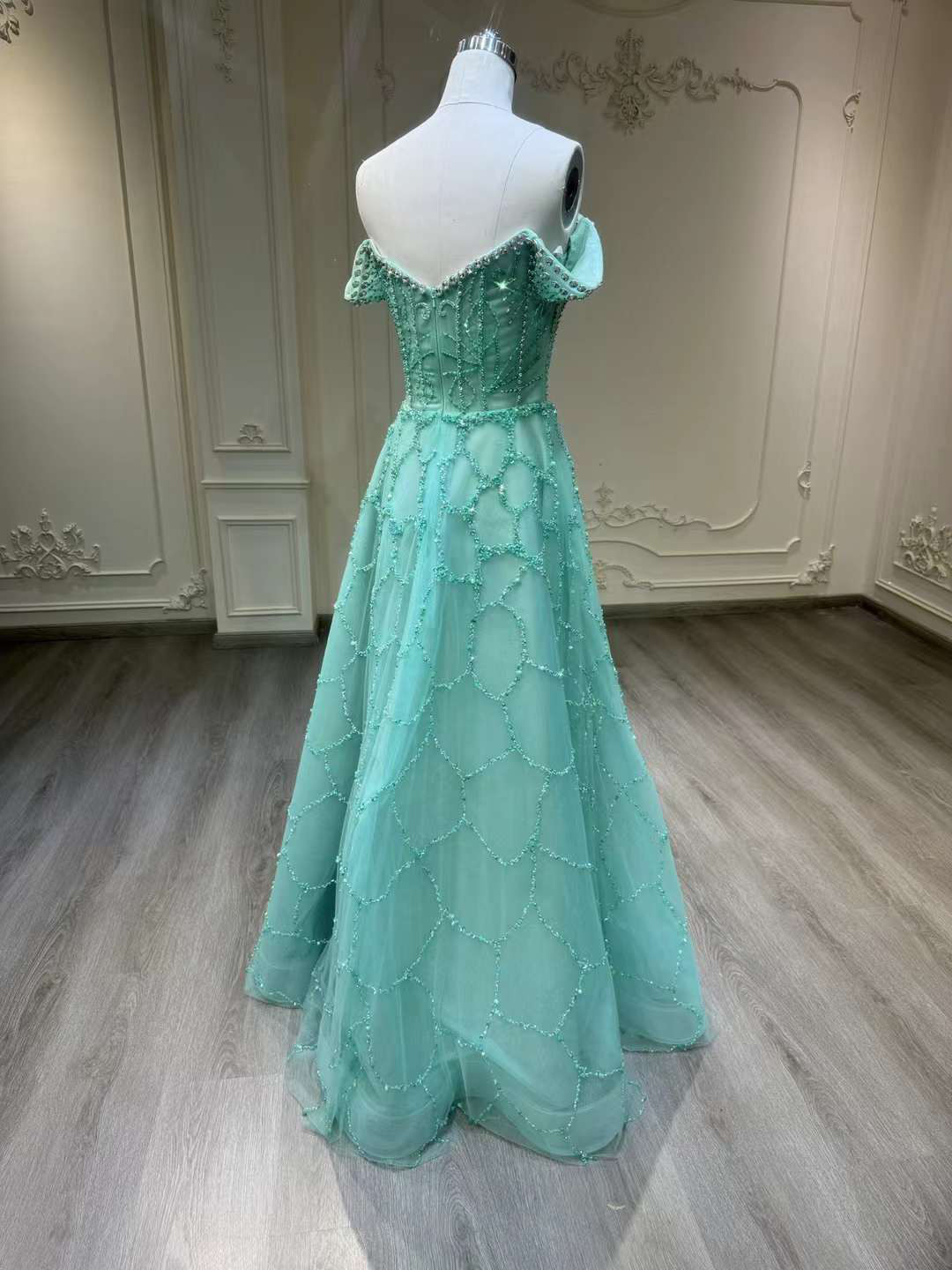 お買い得！翡翠色　Aライン　エレガント　痩せて見える　袖あり　オーダー可能　二の腕を隠せる　音楽会演奏会カラードレス卒業