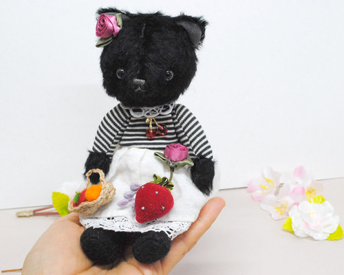 ふわふわ♡黒猫スイーツちゃん♡子猫♡アートドール♡ぬいぐるみ♡ 黒猫