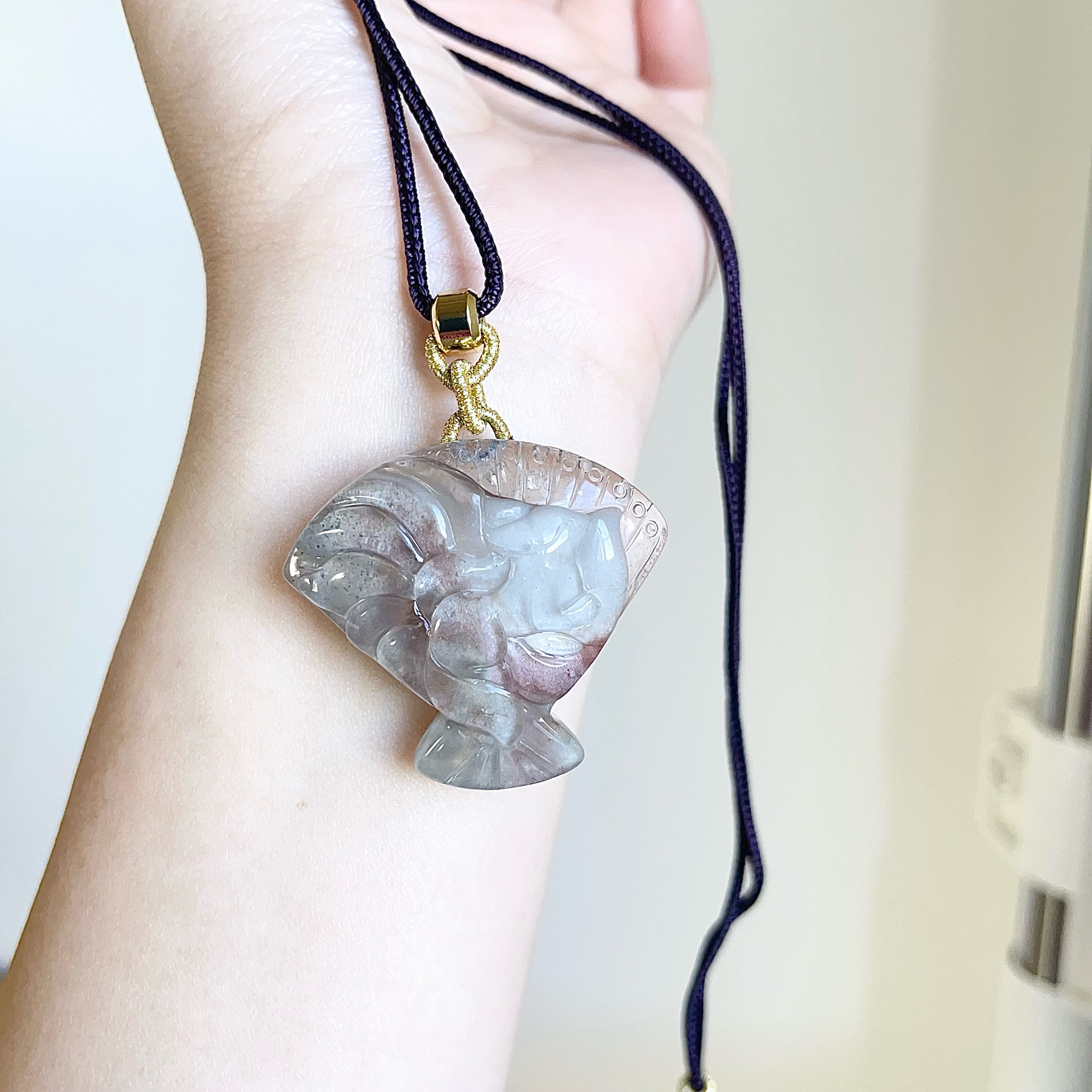 天然無処理　ガーデンクォーツ 九尾狐 九尾様　ペンダント