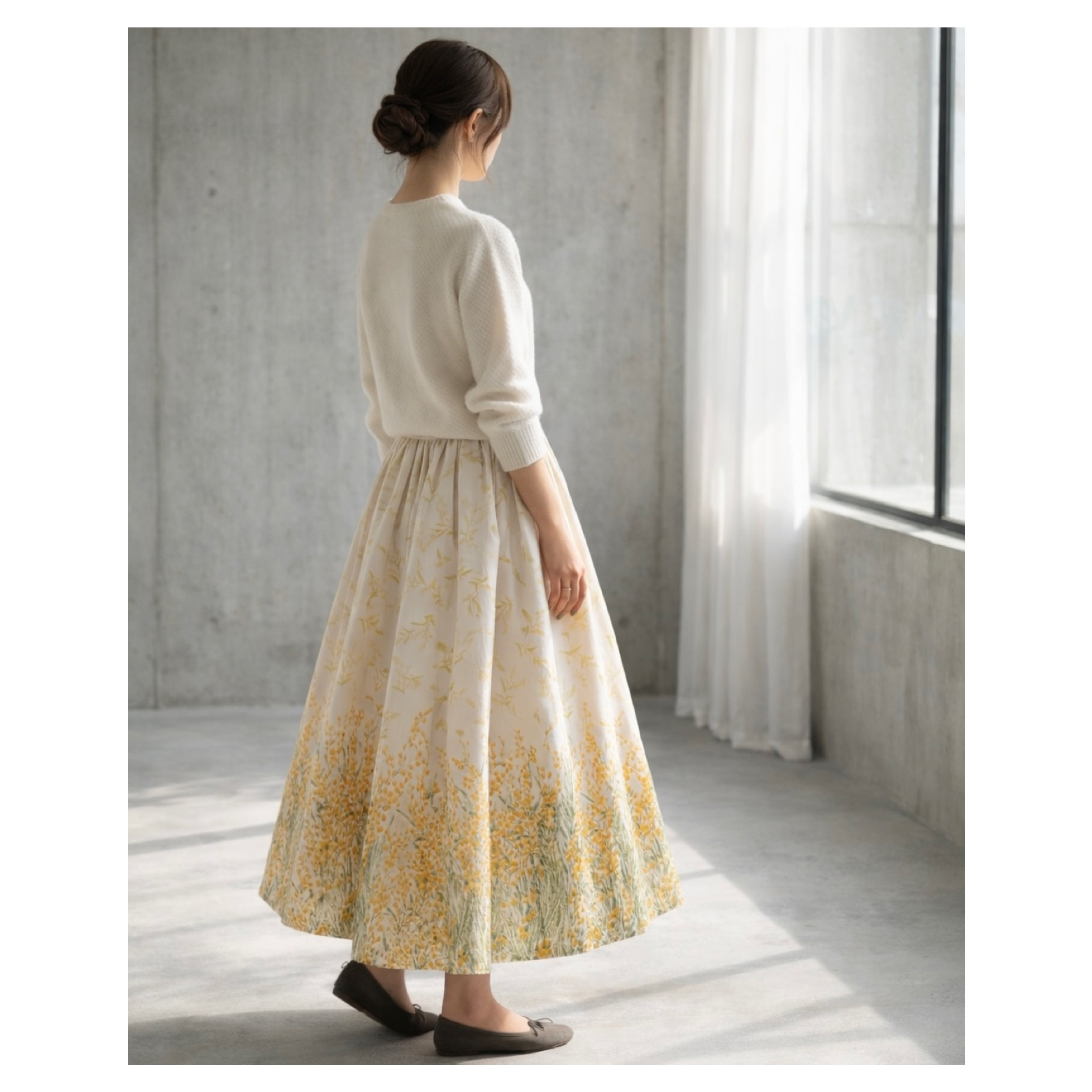 総丈90㎝／momen-t ミモザ柄／ロングギャザースカート／綿麻花柄スカート／春夏スカート／生成り