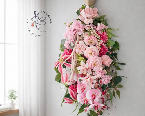 ひな祭りを祝う 胡蝶蘭と牡丹と桃の特大スワッグ｜春を告げる華やぎの