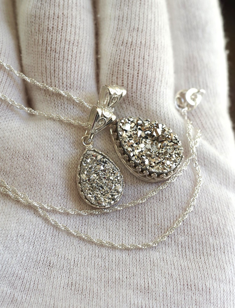 選択：　ドゥルージーティアドロップ＆スクエア　S925wsクラウンペンダントトップ❀