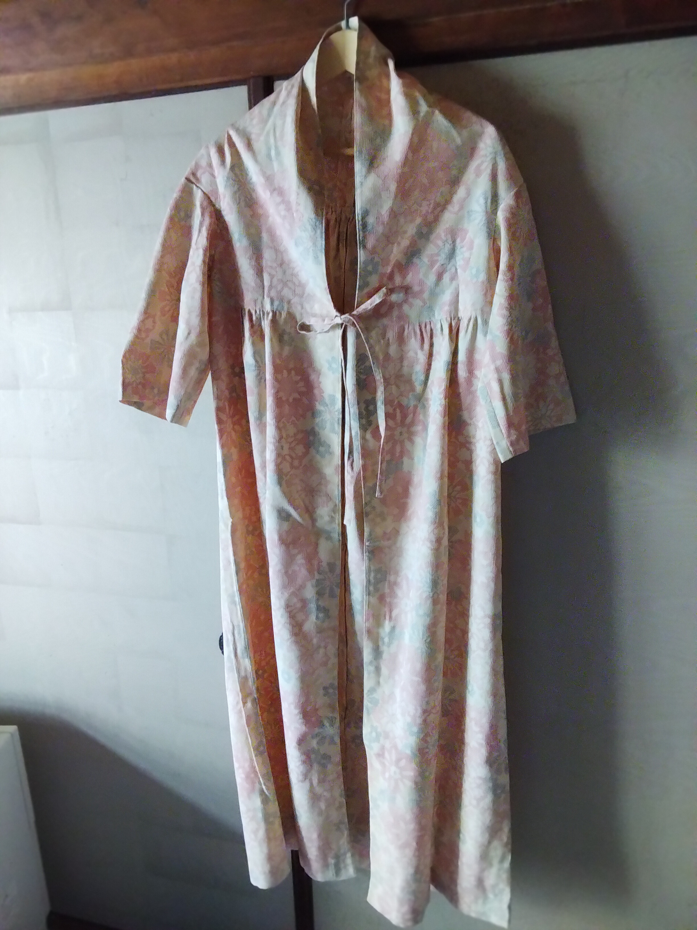 【送料無料】新品の着物の反物で仕上げたオールシルクのコート