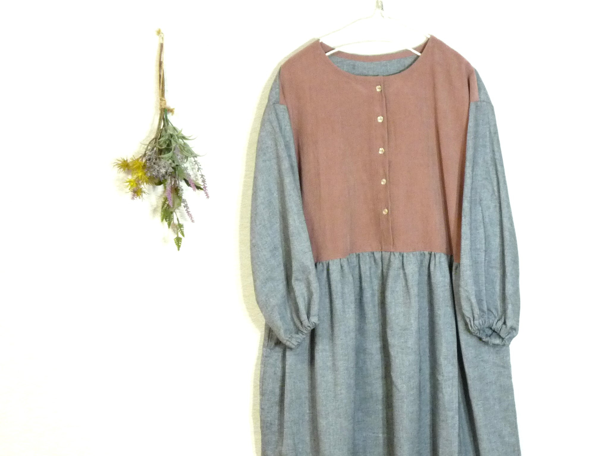 起毛コットン×細畝コーデュロイ ゆったり らくちん ウエスト ギャザーワンピース