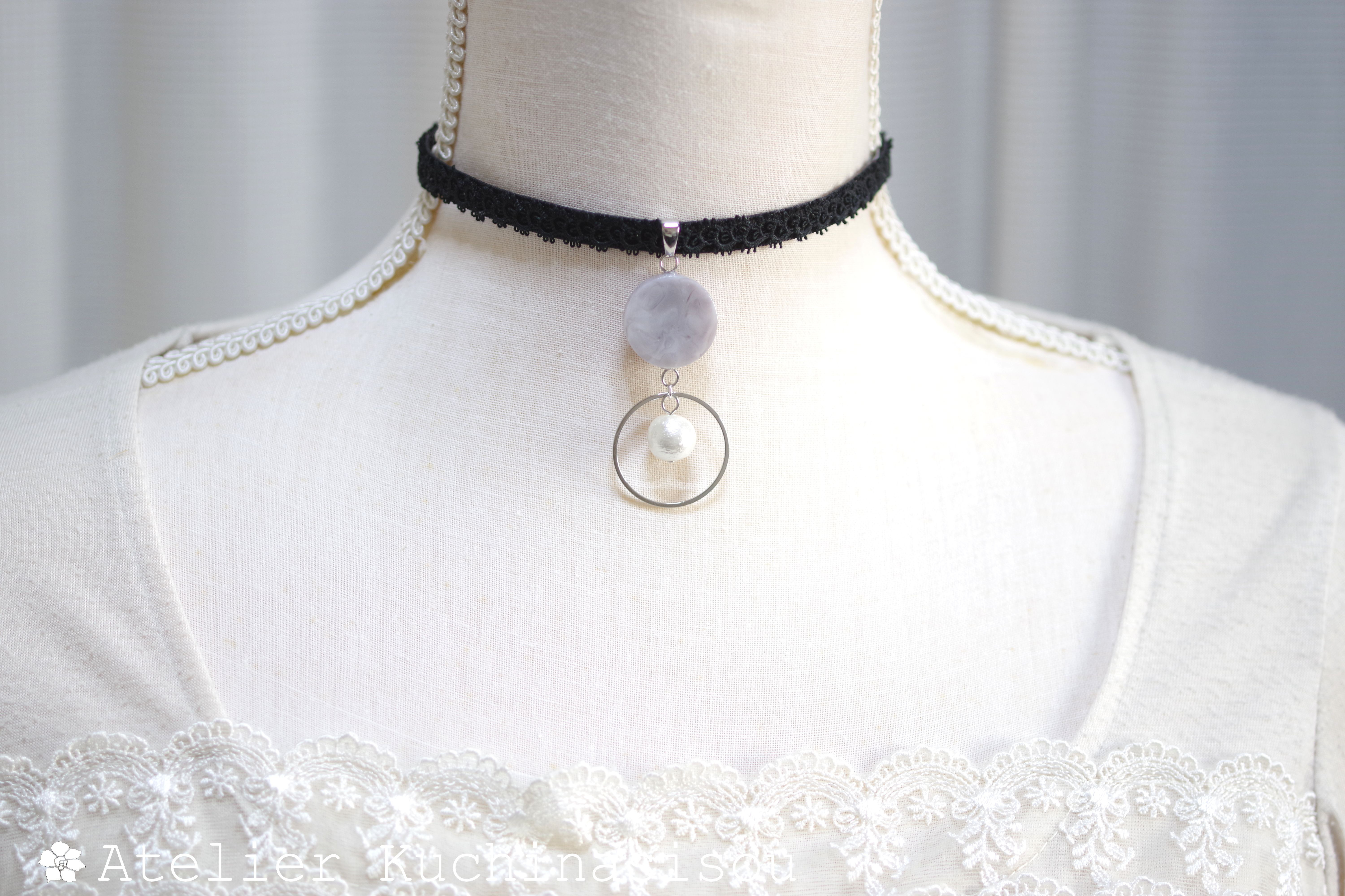 【受注製作】レジンアート　ラウンドモチーフとタティングレースとベルベットリボンのチョーカー〈雲に抱かれて〉