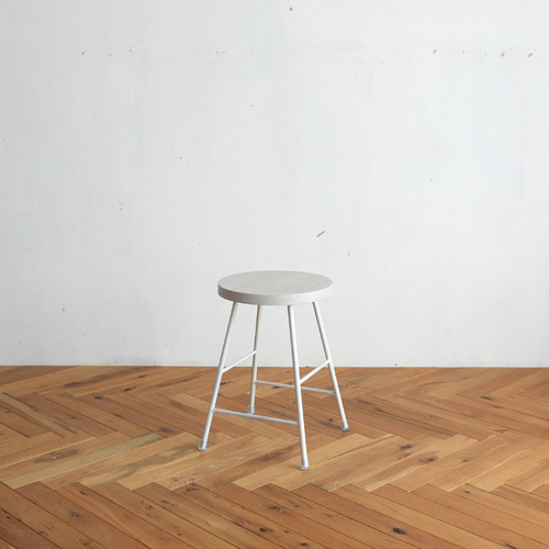 オーダー品：【ホワイト】スツール / アイアン・ウッド（白脚） 椅子