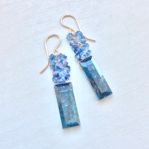 14kgf レクタングル☆モスカイヤナイトのピアス ピアス（フック