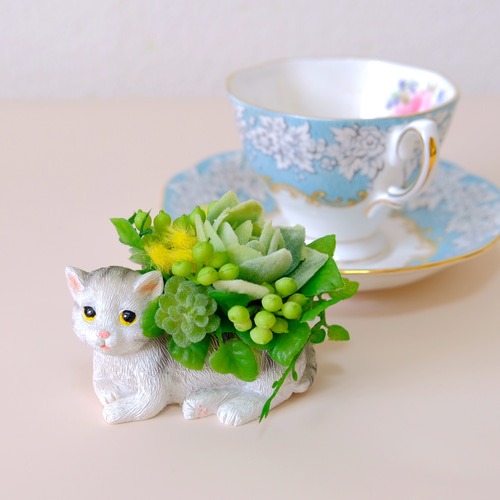 猫の日2026》ネコちゃんアレンジ フェイク多肉 ミニサイズ インテリア