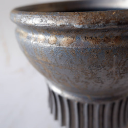 6号燻し金彩鎬鉢387　塊根植物　多肉植物　アガベ　盆栽　植木鉢　作家鉢　鉢台　沖縄 2枚目の画像