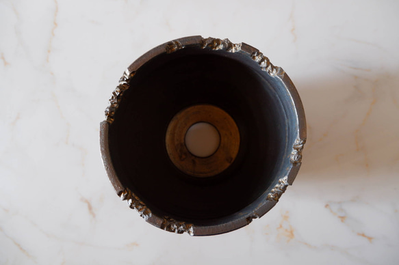 6号燻し金彩鎬鉢388　塊根植物　多肉植物　アガベ　盆栽　植木鉢　作家鉢　鉢台　沖縄 5枚目の画像