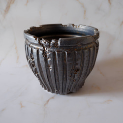 6号燻し金彩鎬鉢388　塊根植物　多肉植物　アガベ　盆栽　植木鉢　作家鉢　鉢台　沖縄 1枚目の画像