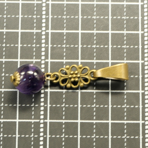 高品質個性的キラキラ可愛いフラワーアメジストペンダントトップ 高