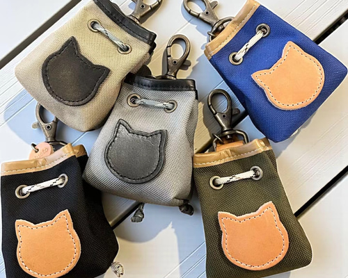 ちょこんとかわいい小物入れ nico petit ミニ巾着＜ネコ＞コーデュラ