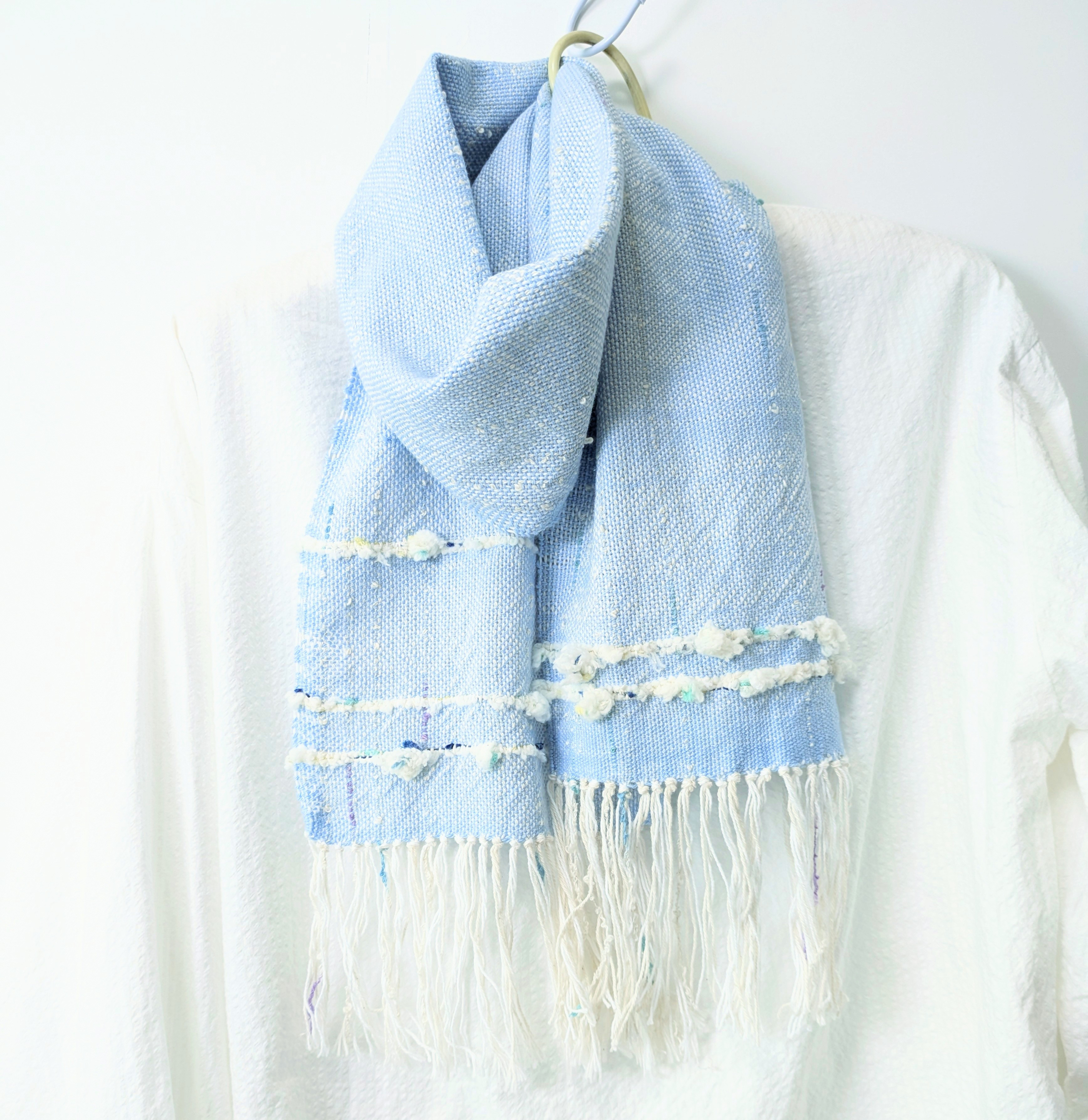 手織り布の春ストール　優しいペールブルーのコットン仕様　一点もの